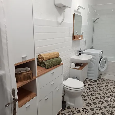 Tornac Vendeghaz Apartmán *